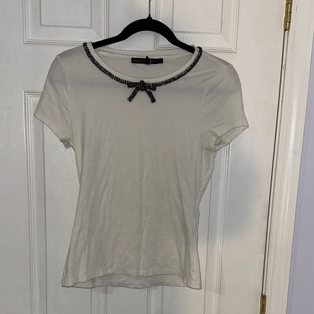 White House Black Market Cream Tee with Black Accents XS